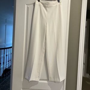 Trousers in white